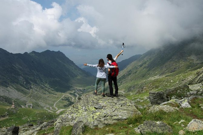 Transfagarasan Plus Carta Abbey: Private Day Trip From Sibiu - Historic Carta Monastery