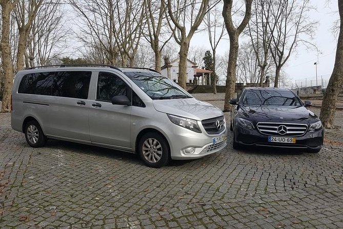 Transfer Airport (OPO) - Porto Center - Vehicle and Transportation Details