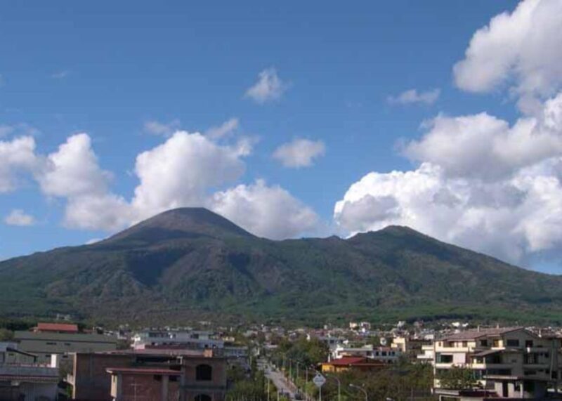 Transfer (Airport/Train Station) to Castellammare Di Stabia - Included Services