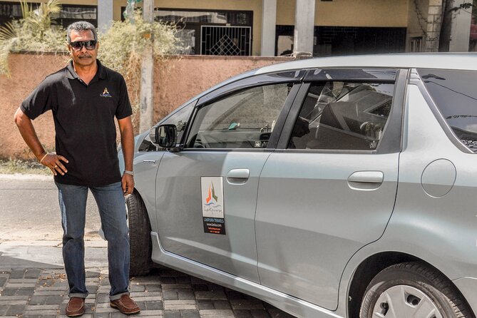 Transfer Between Colombo Airport (Cmb) and Cinnamon Red, Colombo - Booking Specifics