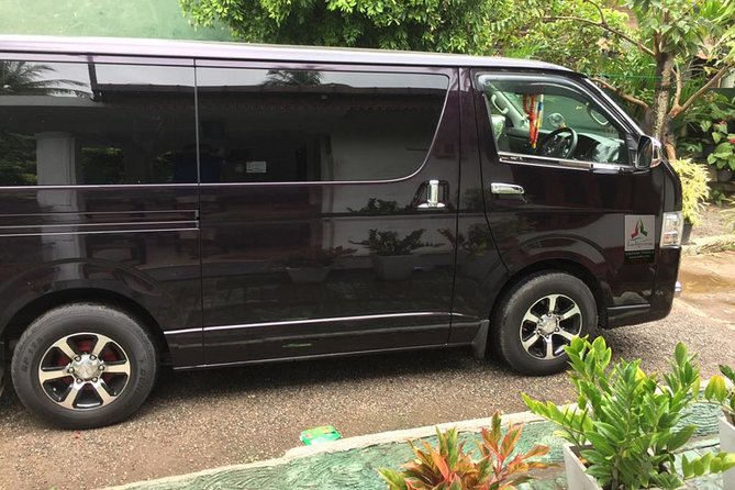 Transfer Between Colombo Airport (Cmb) and Randholee Resort & Spa - Key Points
