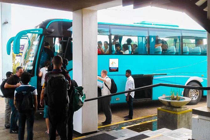 Transfer Between Colombo Airport (Cmb) and Rangiri Dambulla Resort, Dambulla - Inclusions