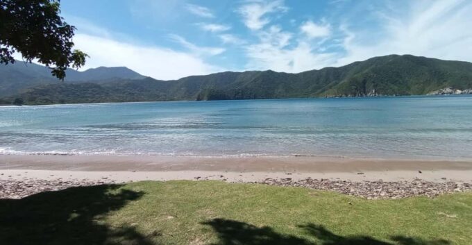 Transfer by Boat to Cinto Beach - Duration and Return Time