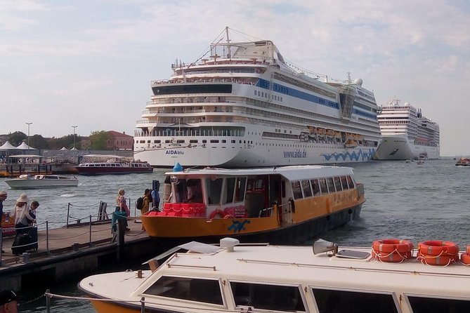 Transfer Celebrity Constellation Ravenna Cruise Terminal to Marco Polo Airport - Benefits of the Service