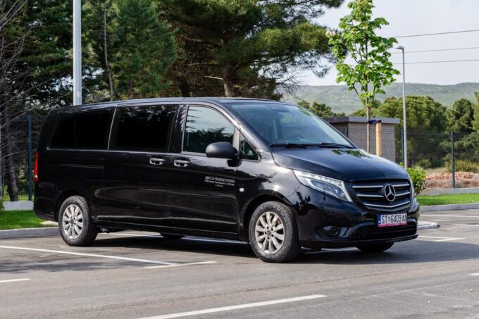 Transfer Dubrovnik to Split Airport - Professional Drivers