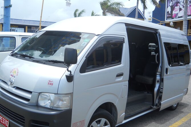 Transfer for Kingston Airport to and From Hotels in Montego Bay - Vehicle Options
