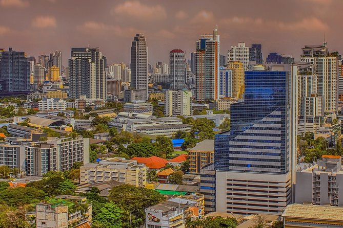 Transfer From Bangkok Airport to Bangkok Hotel by Deluxe Vehicle - Vehicle Options
