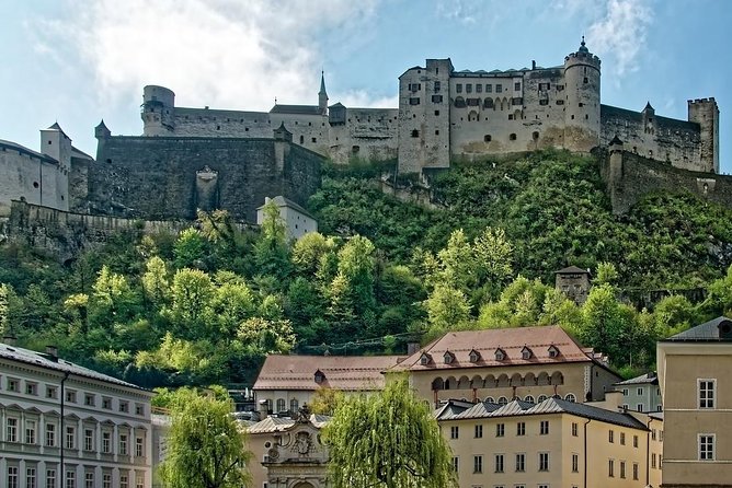 Transfer From Budapest to Salzburg: Private Daytrip With 2 Hours for Sightseeing - Booking Information and Pricing