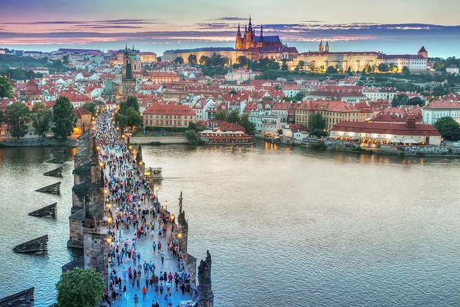 Transfer From Karlovy Vary to Prague: Private Daytrip With 2h for Sightseeing - Included in the Transfer