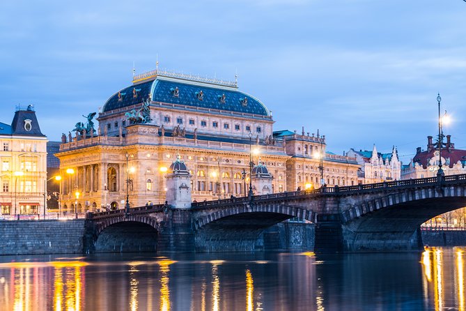 Transfer From Karlovy Vary to Prague: Private Daytrip With 2h for Sightseeing - Pickup and Drop-off Details