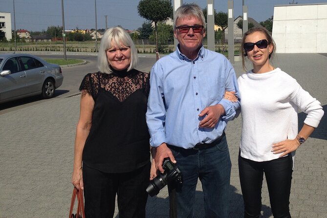 Transfer From Krakow Airport to City Center by Mercedes Limousine - Inclusions