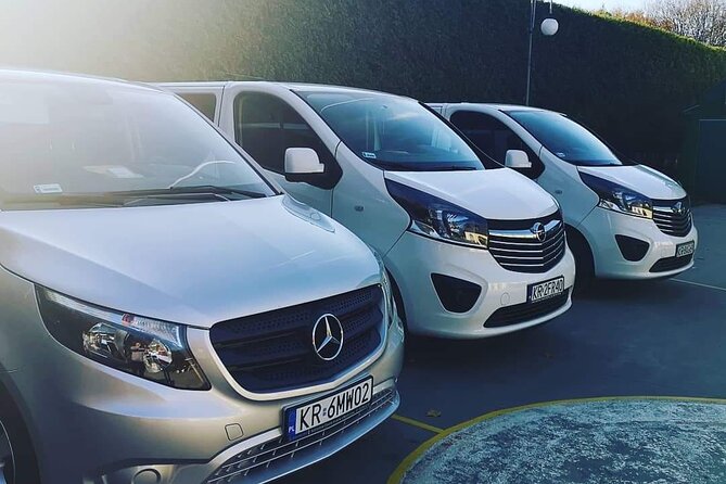 Transfer From Krakow (Balice Airport) to Nowy Sącz - Vehicle Information