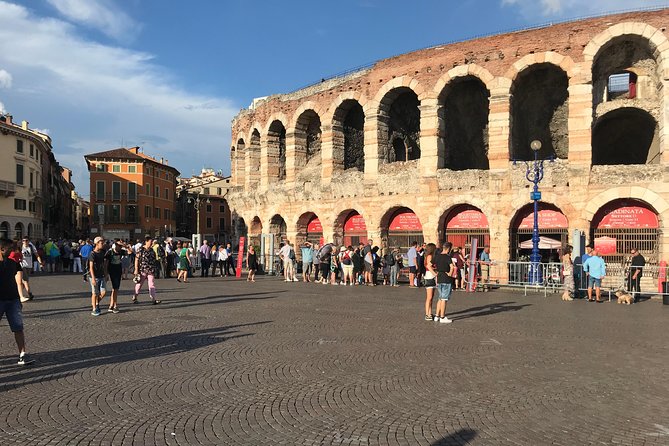 Transfer From Lake Garda to Verona Arena and Opera Ticket - Mixed Customer Feedback