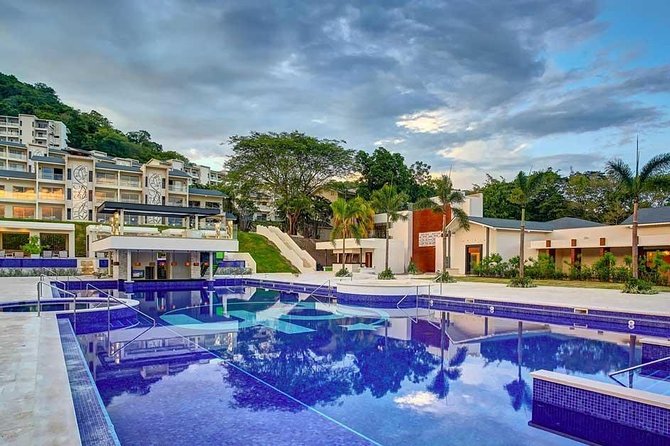Transfer From Liberia Airport To Azura Beach Resort - Inclusions and Features of the Service