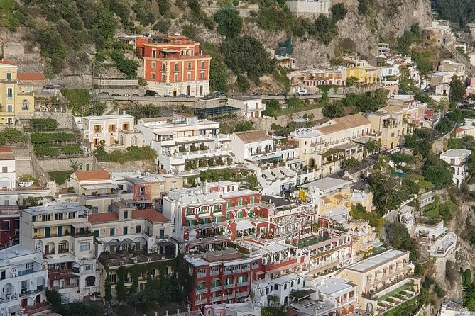Transfer From Naples Airport or Station to Positano and Vice Versa - Vehicle Features and Comfort