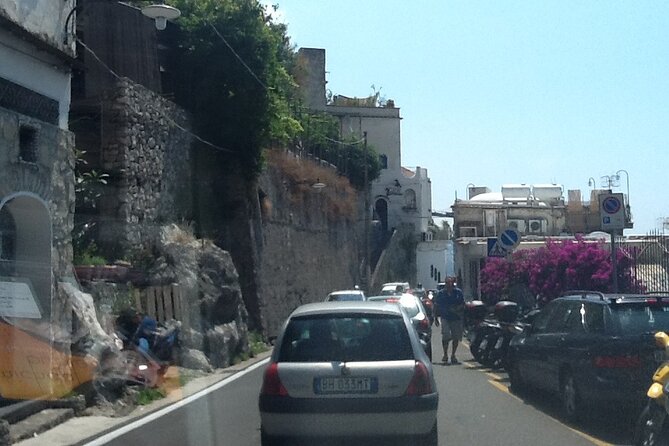Transfer From Naples International Airport to Amalfi or Amalfi to Naples Airport - Accessibility and Additional Information