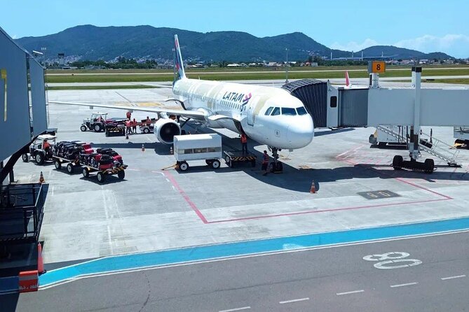 Transfer From Navegantes Airport to Balneário Camboriú - by Centrotur - Meeting and Pickup