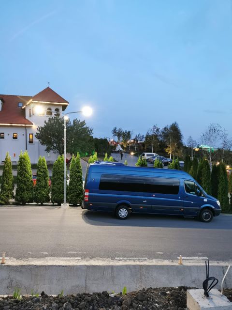 Transfer From Otopeni Airport to Bucharest - Group and Custom Options
