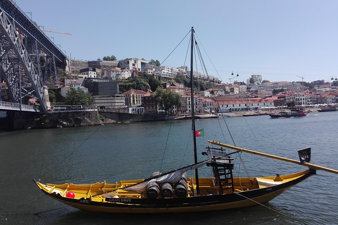 Transfer From Porto to Coimbra Visiting Aveiro, Half Day - Quick Points