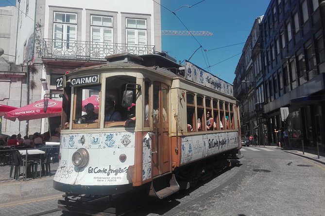 Transfer From Porto to Coimbra Visiting Aveiro, Half Day - Pickup Information