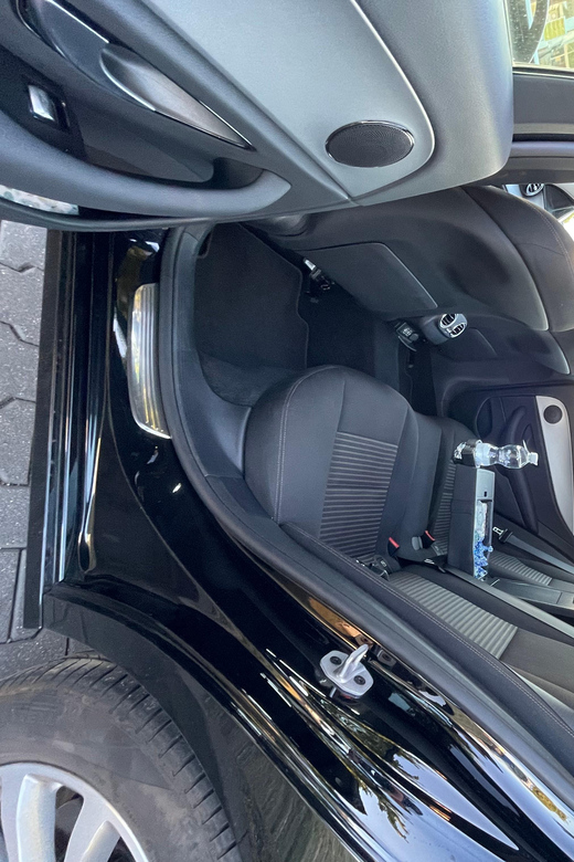 Transfer From Prague Airport to Hotel Business/Vip - Booking and Payment