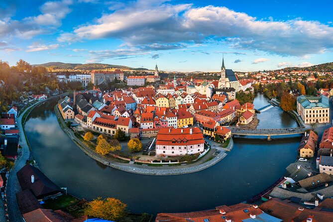 Transfer From Prague to Cesky Krumlov: Private Daytrip With 2h for Sightseeing - Key Points