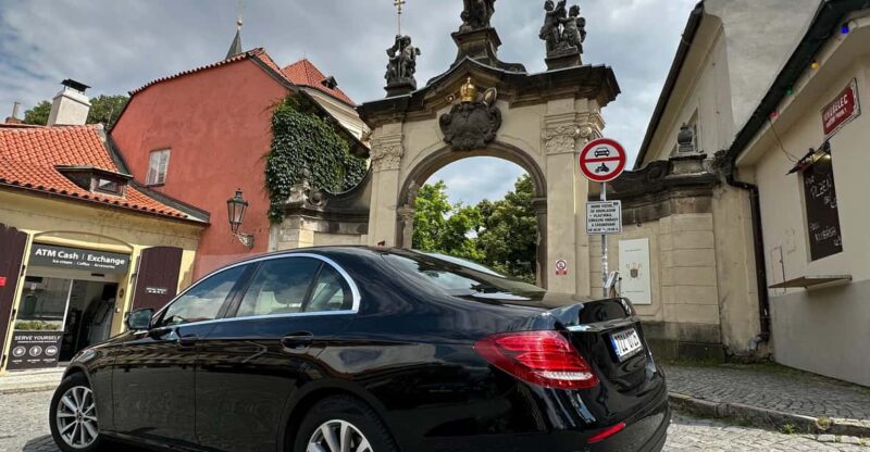 Transfer From Prague to Vienna - Booking Options