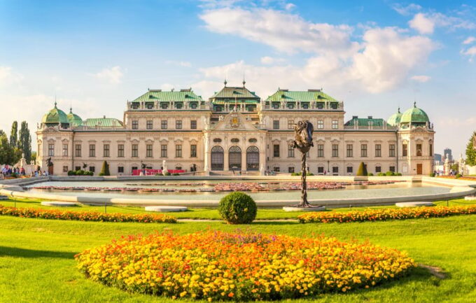 Transfer From Prague to Vienna With 2h for Sightseeing - Frequently Asked Questions