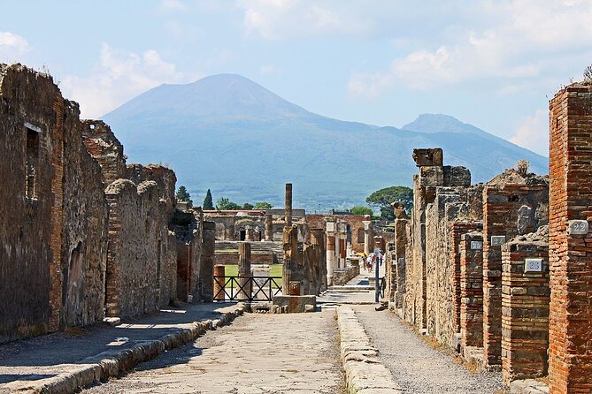 Transfer From Praiano to Naples And/Or Vice Versa - Accessing Customer Support