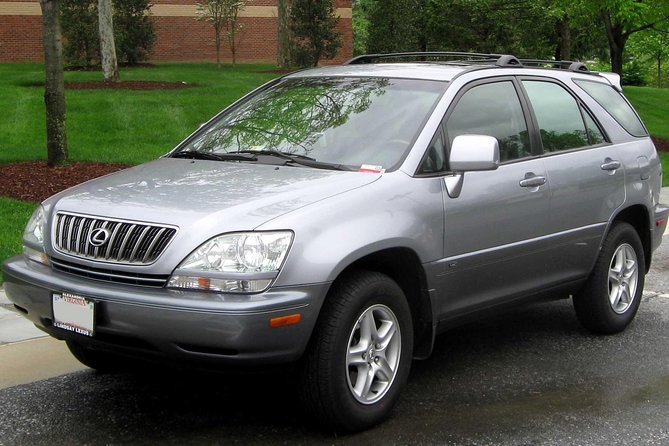 Transfer From REP to PNH SHV With Private Car - Vehicle Options and Comfort