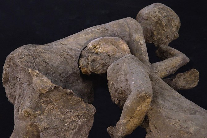 Transfer From Rome to Amalfi Coast With Stop in Pompeii (Guided Tour Included) - Tour Experience