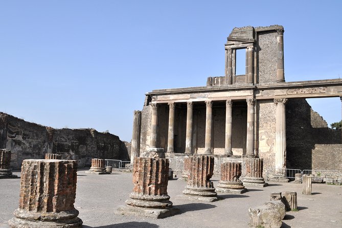 Transfer From Rome to Amalfi Coast With Stop in Pompeii (Guided Tour Included) - Transfer From Rome