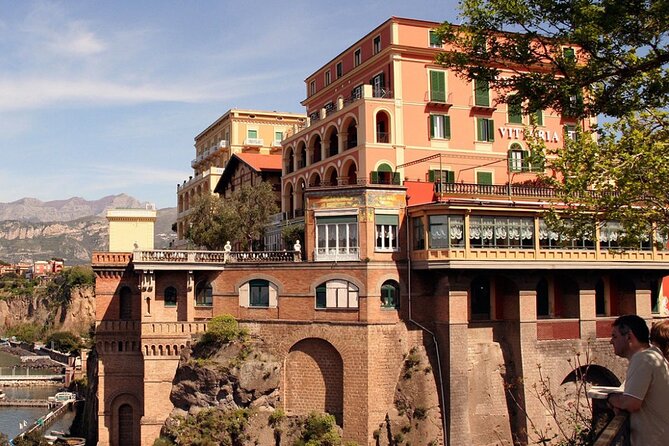 Transfer From Sorrento to Naples or Viceversa - Pickup and Confirmation