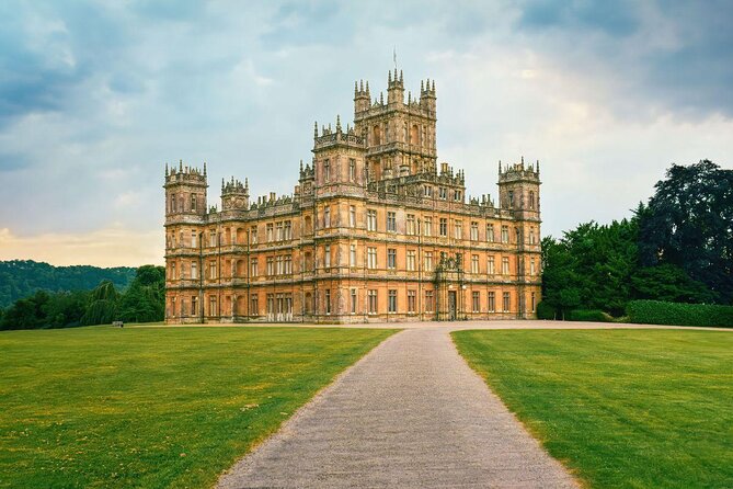 Transfer From Southampton to Heathrow via Highclere Castle - Quick Points