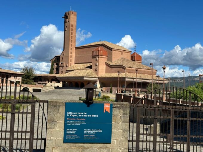 Transfer From Tarbes Lourdes Airport to the Torreciudad Sanctuary - Frequently Asked Questions