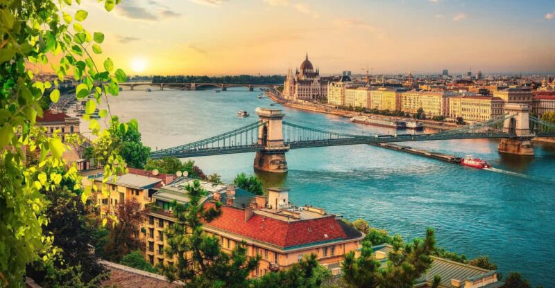 Transfer From Vienna to Budapest, English-Speaking Driver - Professional Drivers