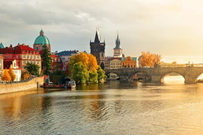 Transfer From Vienna to Prague With English-Speaking Driver - Cancellation Policy