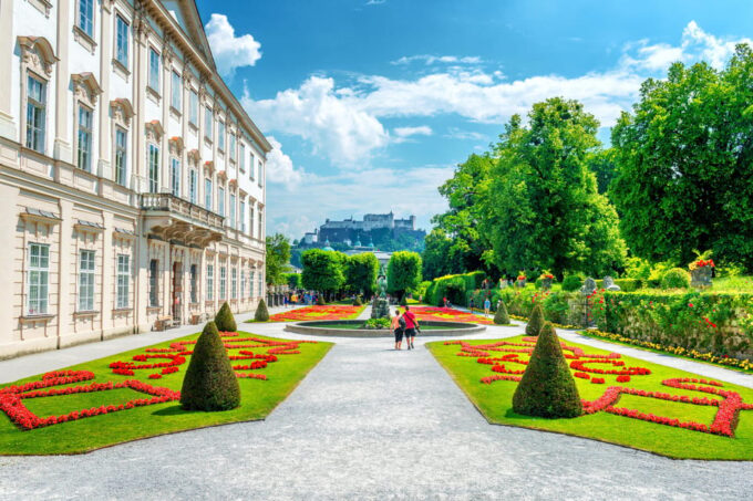 Transfer From Vienna to Salzburg With 2 Hours of Sightseeing - Attraction Tickets