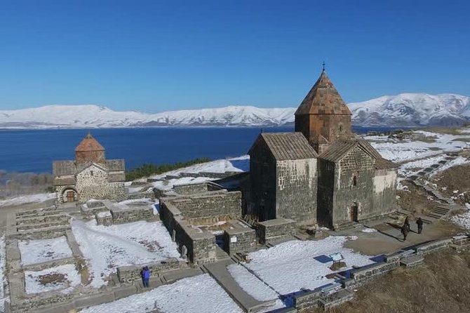 Transfer From Yerevan to Tbilisi With Tours - Comfortable Vehicle for Icy Roads
