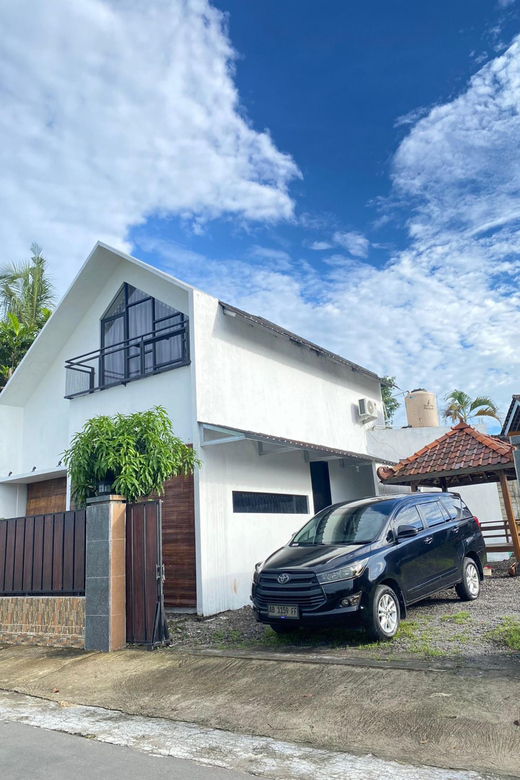 Transfer From Yogyakarta Airport (Nyia) to Yogyakarta City - Scenic Journey