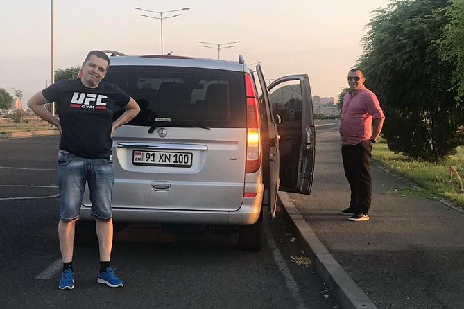 Transfer From Zvartnots Airport to Georgia - Pickup and Meeting Points