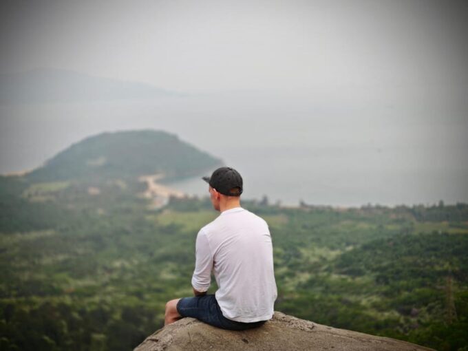 Transfer Hoi An to Hue via Hai Van Pass, Lang Co Beach - Itinerary Highlights