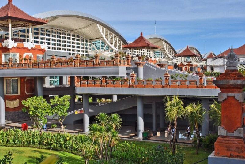 Transfer I Gusti Ngurah Rai Airport to Uluwatu Bali - Transportation Features