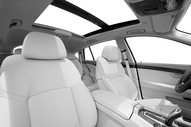 Transfer in Private Car Santa Fe Antioquia- Medellin Airport - Pickup Details in Santa Fe