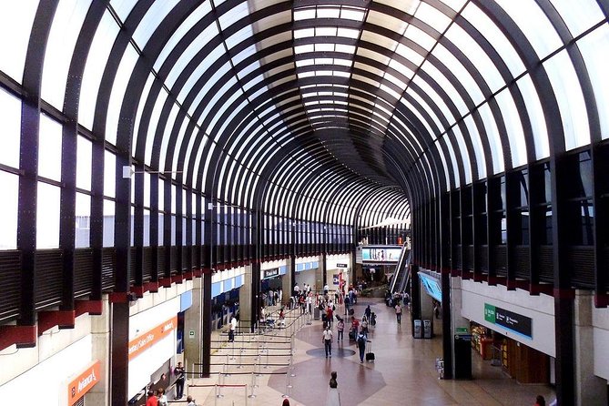 Transfer Jose Maria Cordoba Airport -Hotel or Accommodation - Pickup and Drop-off Procedure