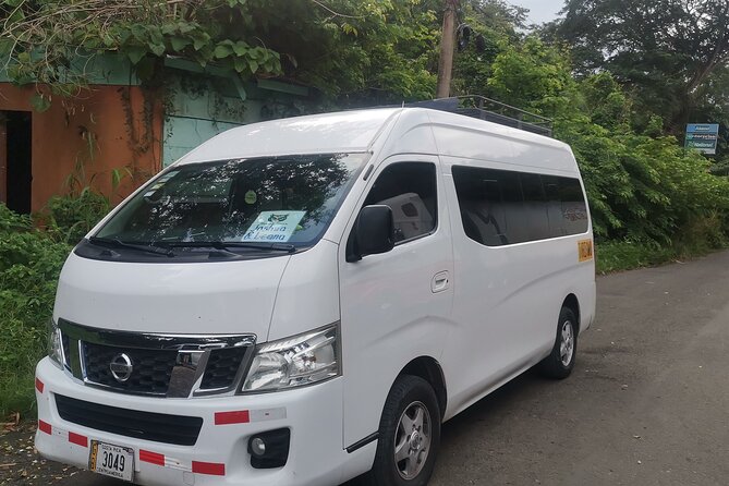 Transfer Liberia Airport to Planet Hollywood or Andaz Papagayo, ROUND TRIP. - Transportation Details
