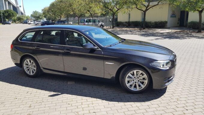 Transfer Lisbon Airport to Downtown Lisbon (any Hotel) - Frequently Asked Questions