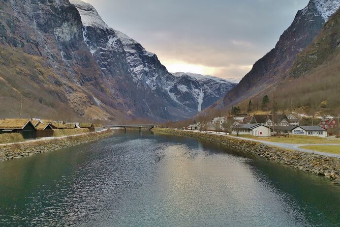 TRANSFER, LUXURY CAR 1-3 PAX: Bergen – Flåm, Gudvangen - Transfer Duration