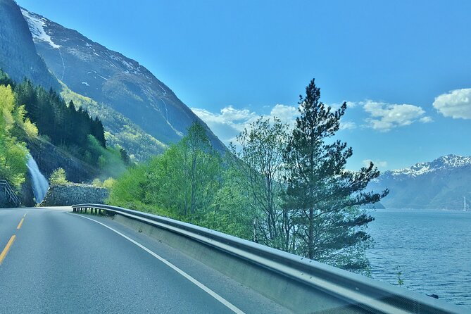 TRANSFER, LUXURY CAR 1-3 PAX: Bergen – Ulvik - Worth The Stay