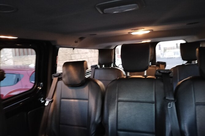 Transfer Minivan (One Way)Aix En Provence --> Cruise Port - Included Amenities and Features